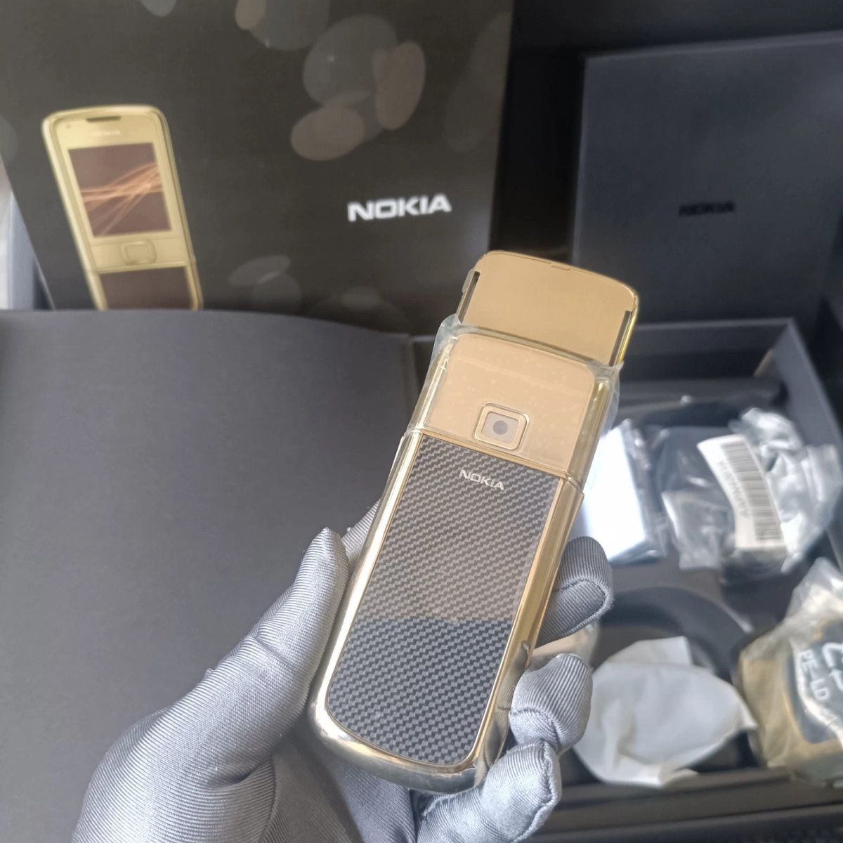 Мобильный телефон Nokia 8800 Arte 4GB Carbon Gold - фото товара